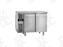 Refrigerated Table depth 700 - Working Temp.: -18/-22°C - Smooth top with square corners