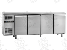 Refrigerated Table depth 700 - Working Temp.: -18/-22°C - Smooth top with square corners