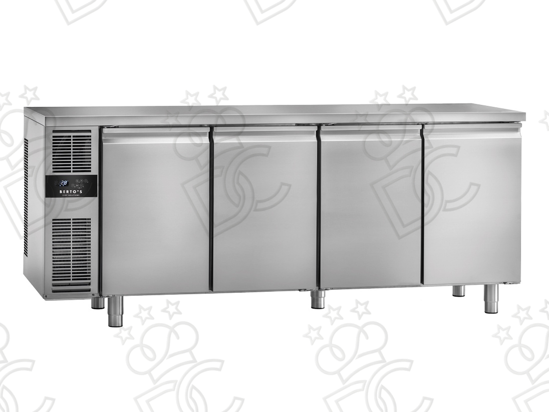 Refrigerated Table depth 700 - Working Temperature: 0/+8°C - Smooth top with square corners