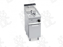 Electric fryers on cabinet
