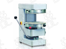 Cold Forming Machine for Pizza - Plate Diameter 50 cm - Borderless Pizza - Manual