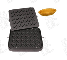 Small festooned boat-shaped plate for Cook-Matic